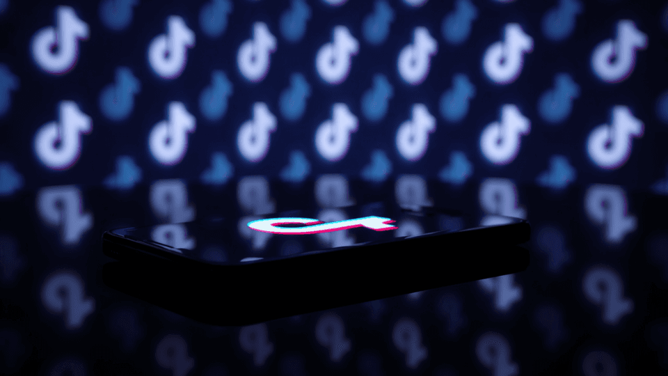 Muting the Machines: How Universal Music and TikTok Are Scrubbing Fake Tracks
