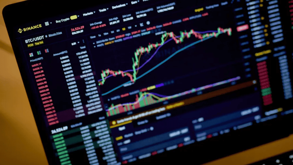 Crypto Lockdown: Binance Halts Withdrawals as Suspected Attack Drains Billions From Hot Wallets