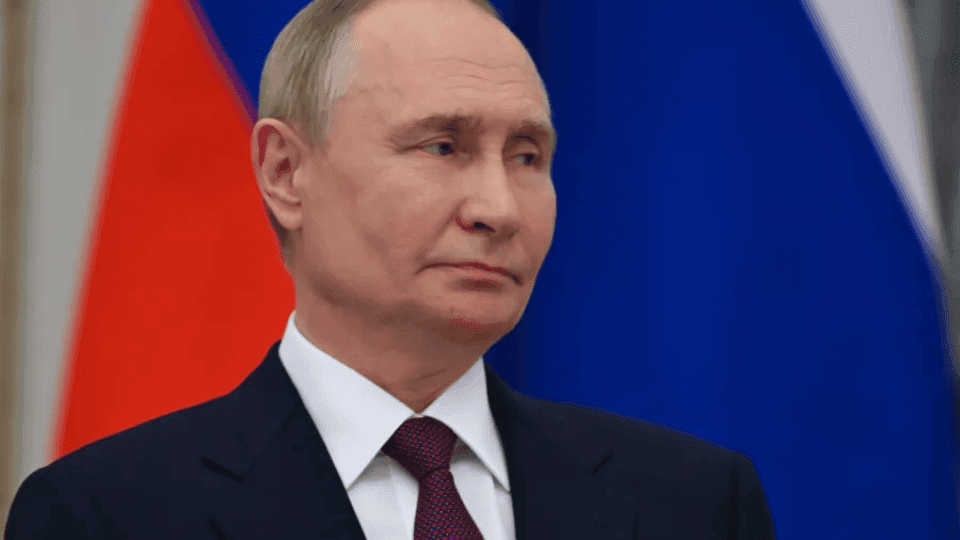 Orbital Power Play: Putin Praises Musk as Russian Satellite Network Seeks Close Alignment