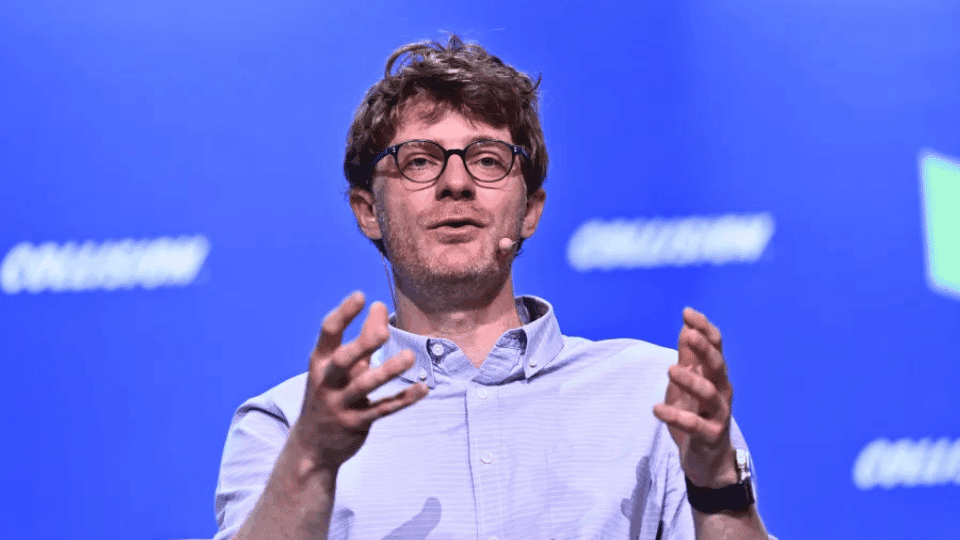 Machine-Made Code: Recursive Debuts Flint, a Lighter Laptop Coding Model Built by AI